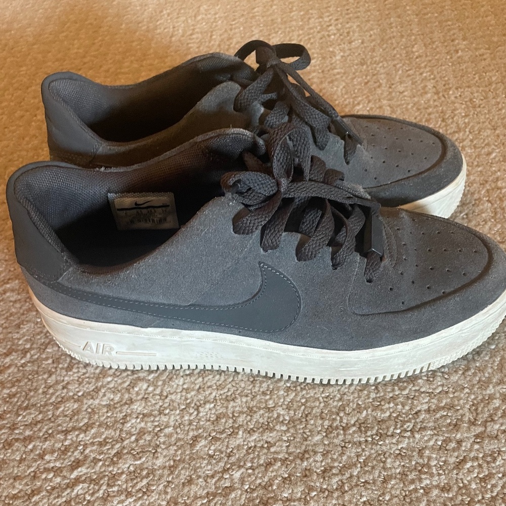 Nike shoes